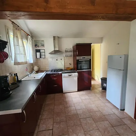 Maison Dans Un Coin De Tranquillité * Saint-Privat (Herault)